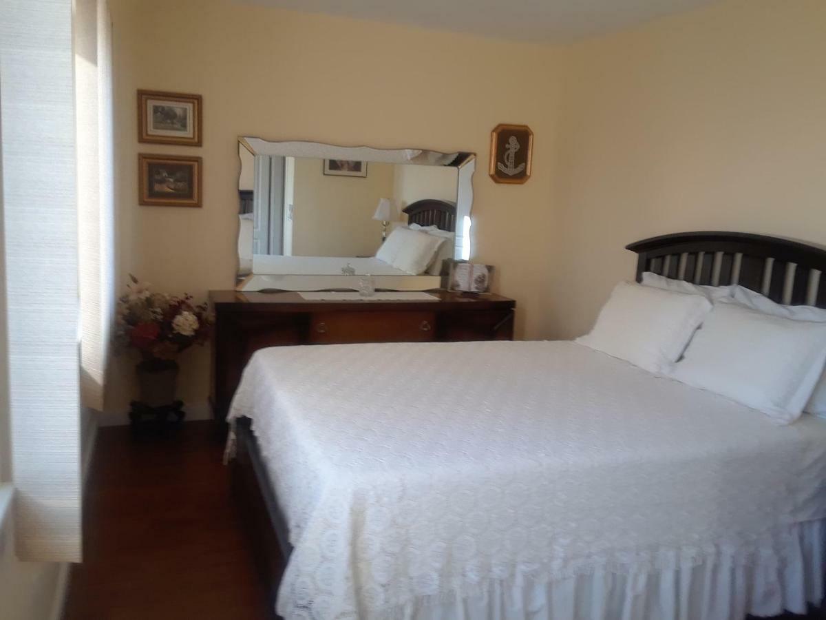 Water View Brand New Apartment, Short Stroll To Beach, Peaceful! Košljun 외부 사진