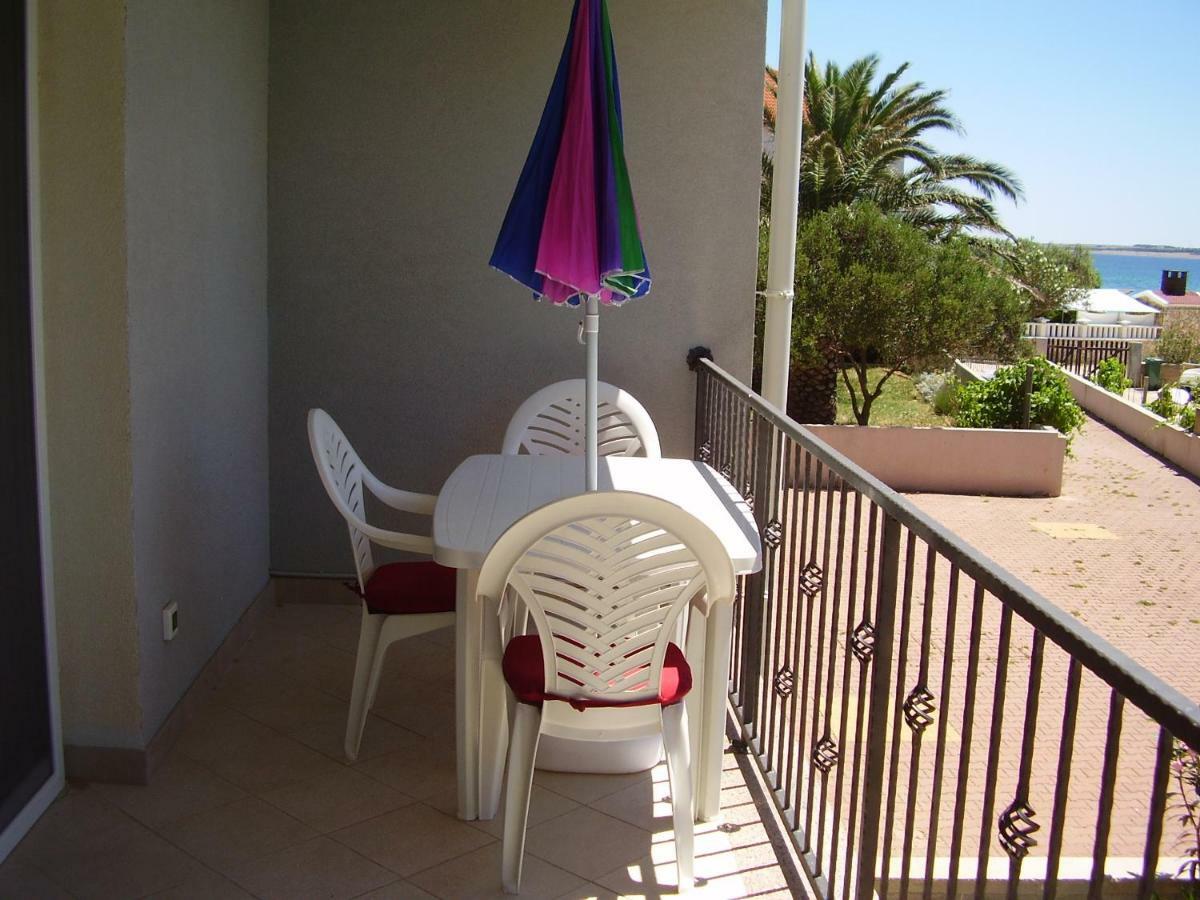 Water View Brand New Apartment, Short Stroll To Beach, Peaceful! Košljun 외부 사진